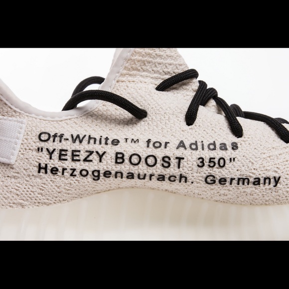 CUSTOM Off-White x Yeezy 350 v2 - Picture 4 of 6